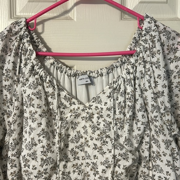 Dress - Picture 3 of 5